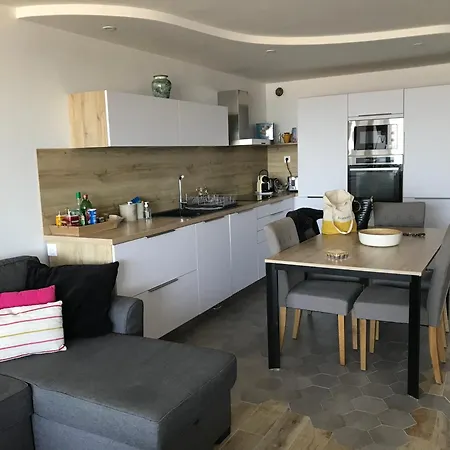 Apartament Face A La - 6 A 8 Personnes - En Roussillon Canet-en-Roussillon