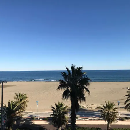 Face A La - 6 A 8 Personnes - En Roussillon Apartment